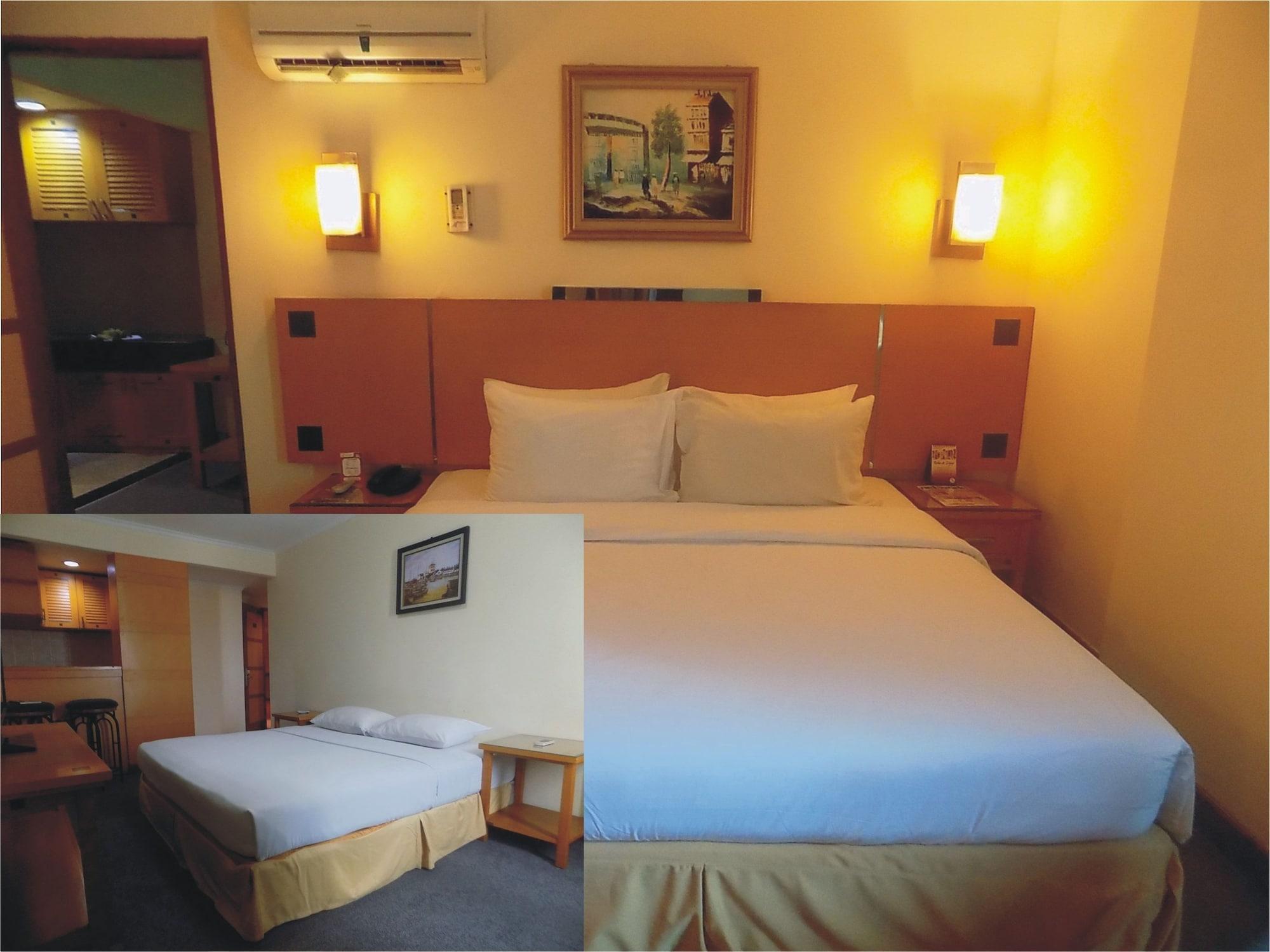 Mega Anggrek Hotel Jakarta Slipi Buitenkant foto