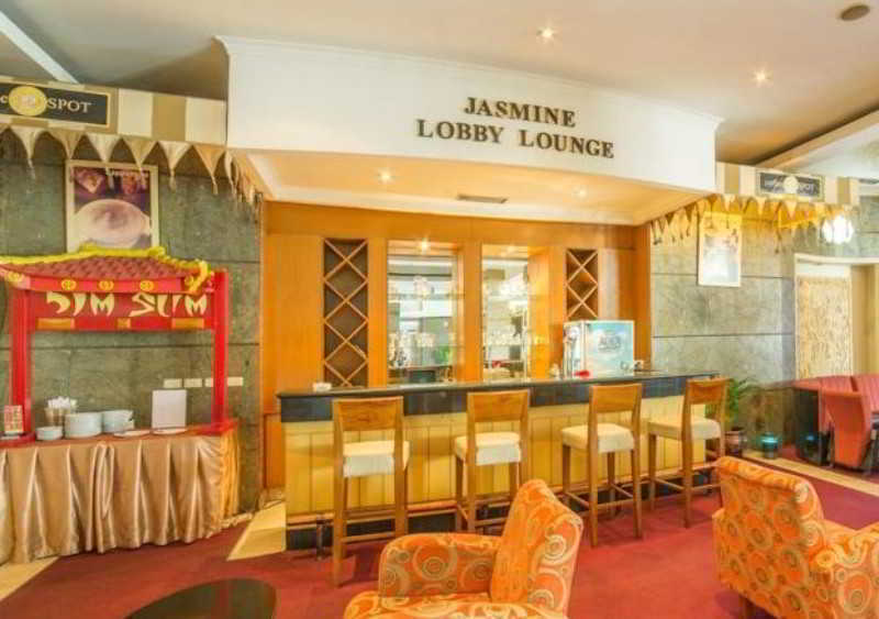 Mega Anggrek Hotel Jakarta Slipi Buitenkant foto